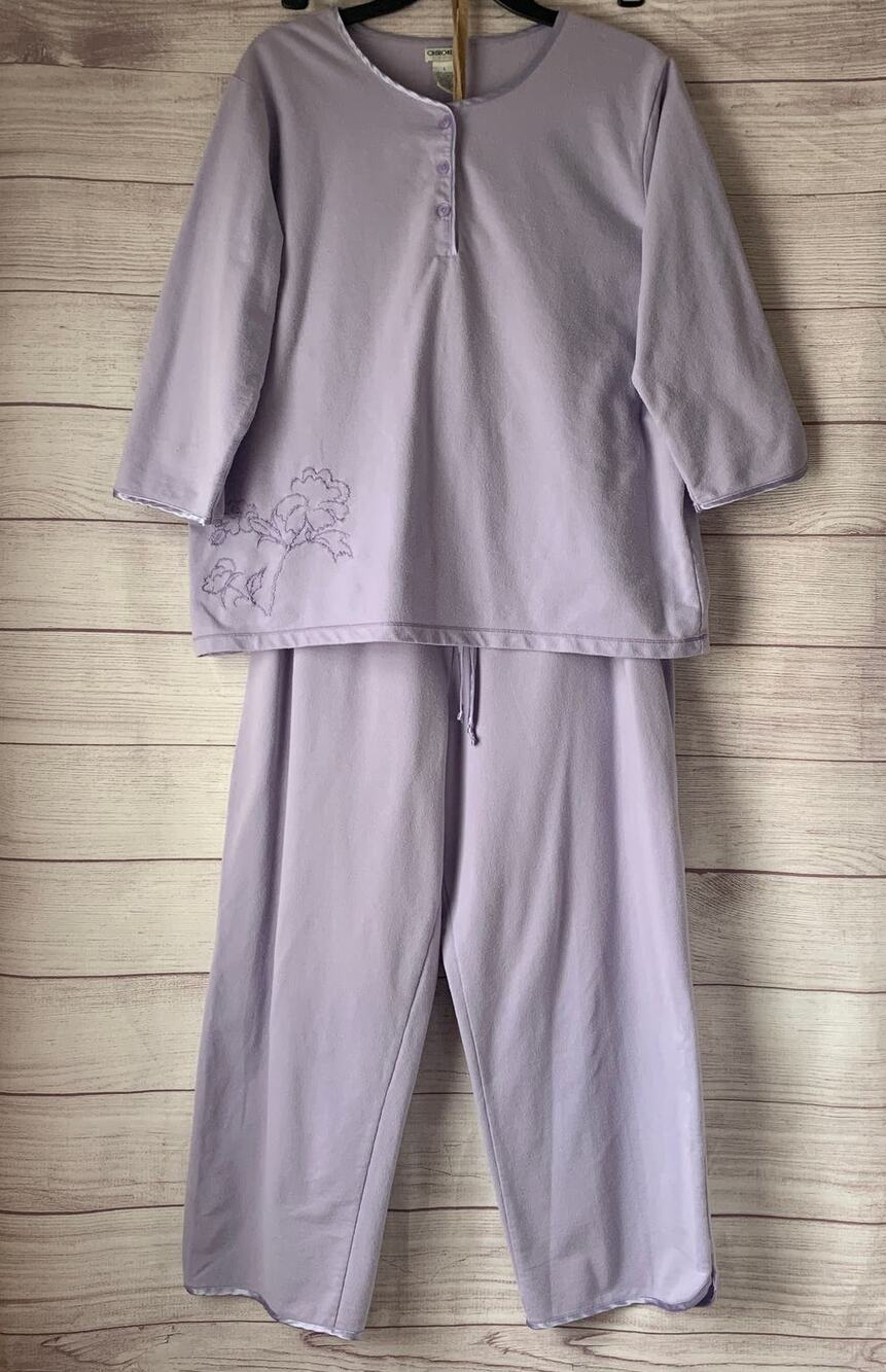 Cherokee Lavender Purple Pajama Set 3/4 Sleeve Shirt Pants Size Large